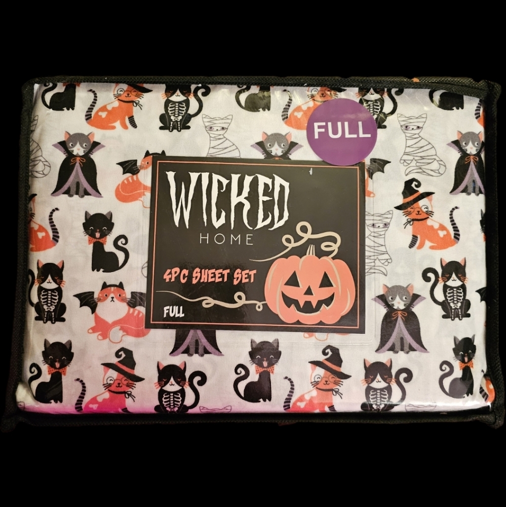 Goth kitties sheet set